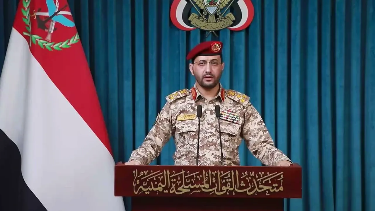 Houthis announce six operations targeting oil facilities and Saudi airports; Riyadh says it intercepted two missiles