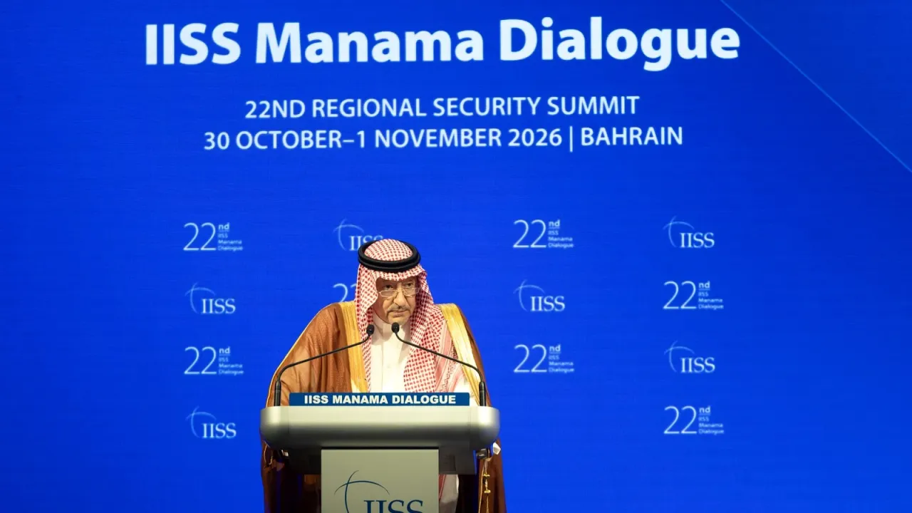 L'Arabie appelle depuis le Dialogue de Manama à sécuriser Hormuz et Bab al‑Mandeb ; la Syrie étudie l'adhésion à l'accord de La Mecque